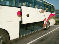 飛鷹租車旅遊巴外觀（PA7103）（1）